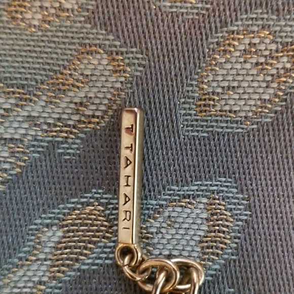 2/$25 T Tahari Gold 18" Choker - Picture 3 of 4